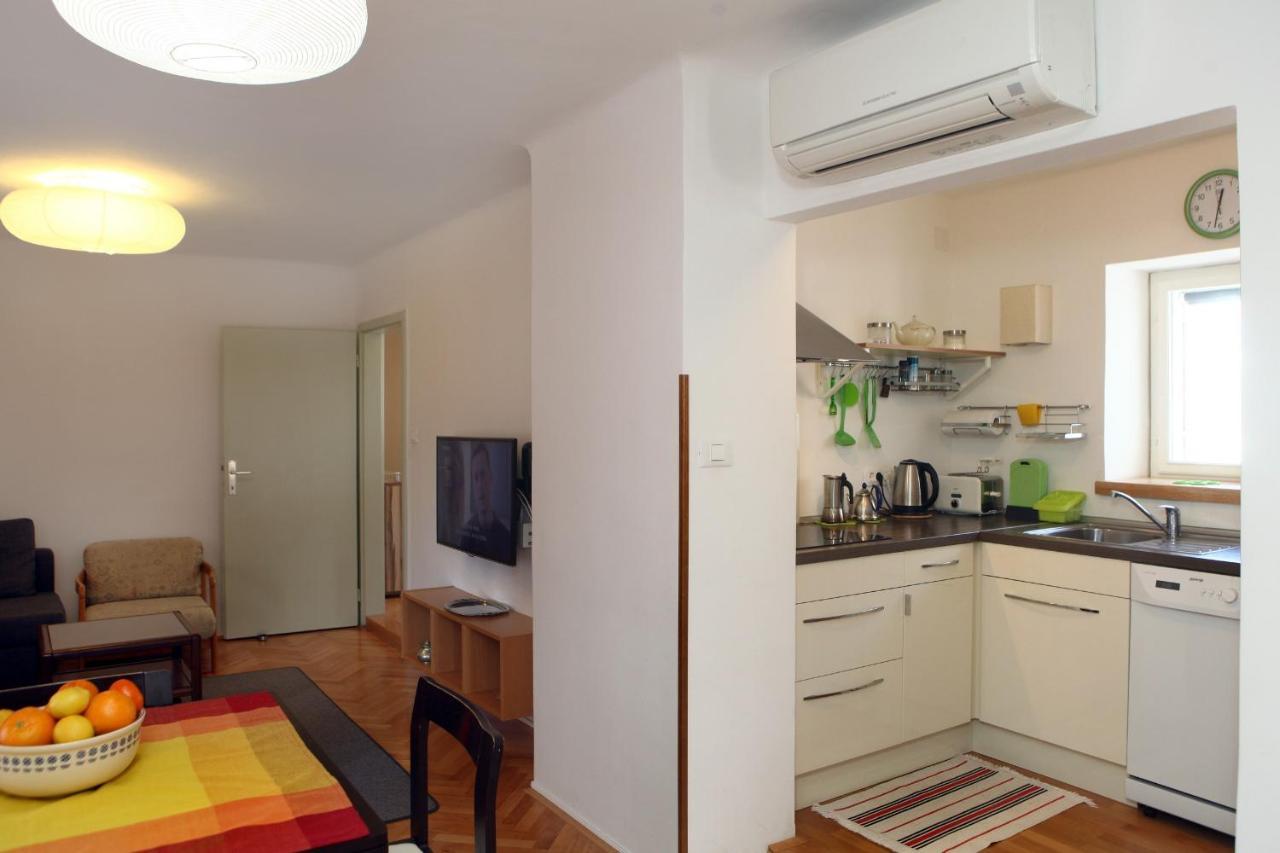 Spacious Piran Central Apartment For 5 Pax Bg ภายนอก รูปภาพ